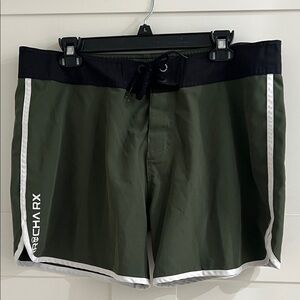 FREE w/ 🌻3/$25 bundle - Men's Green Swim Shorts